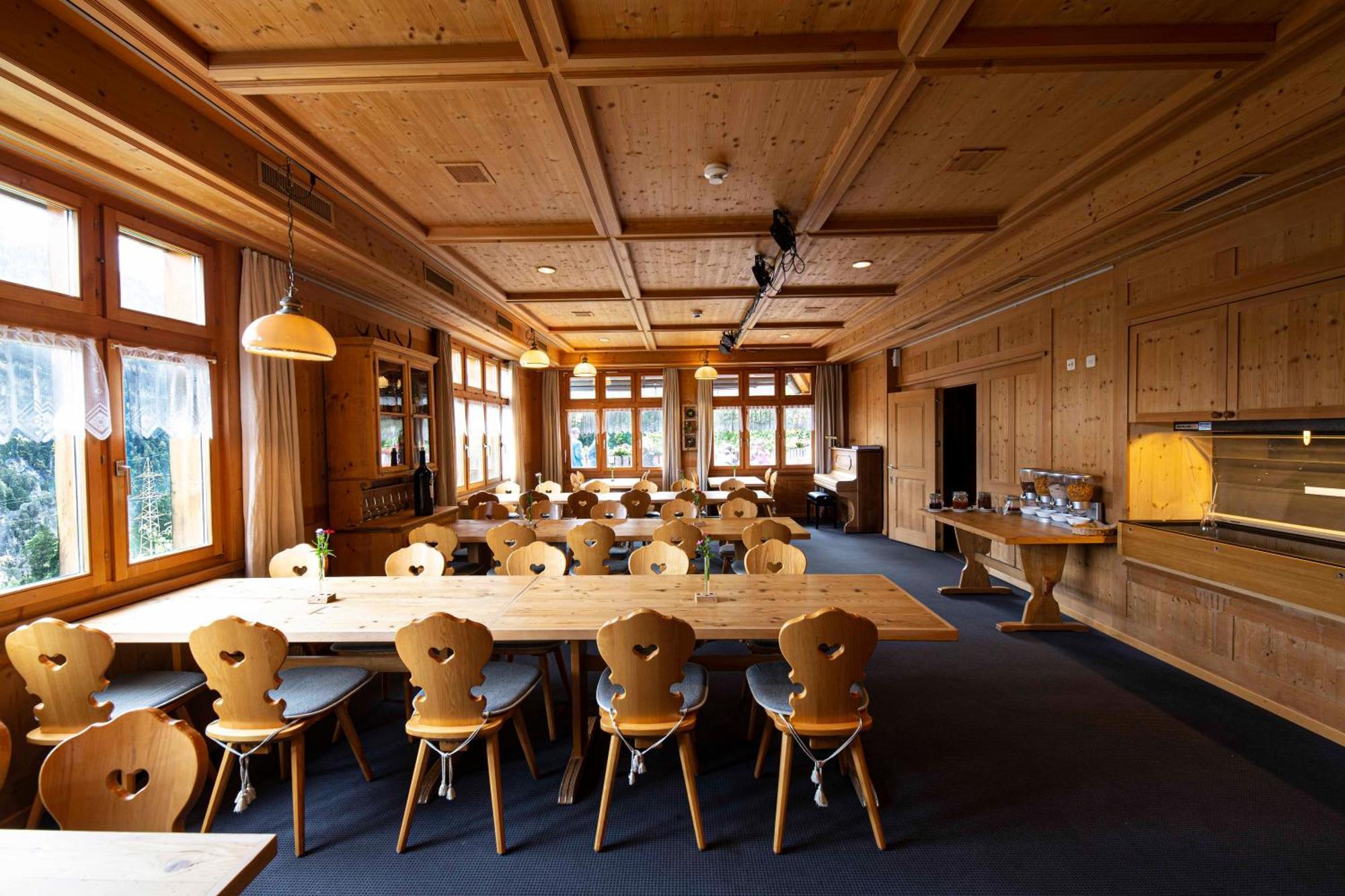 Gasthaus Roessli Versam Exterior photo