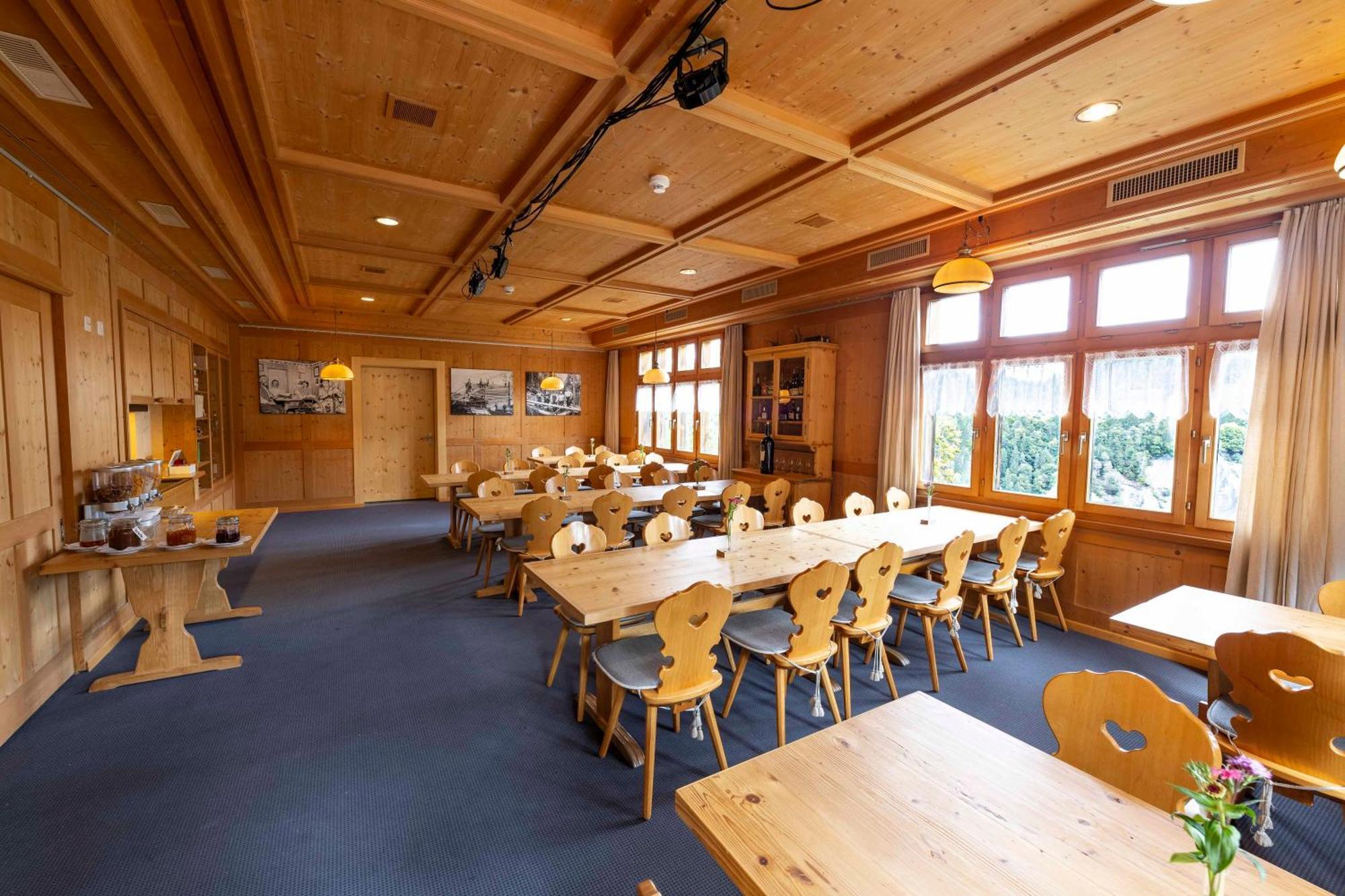 Gasthaus Roessli Versam Exterior photo